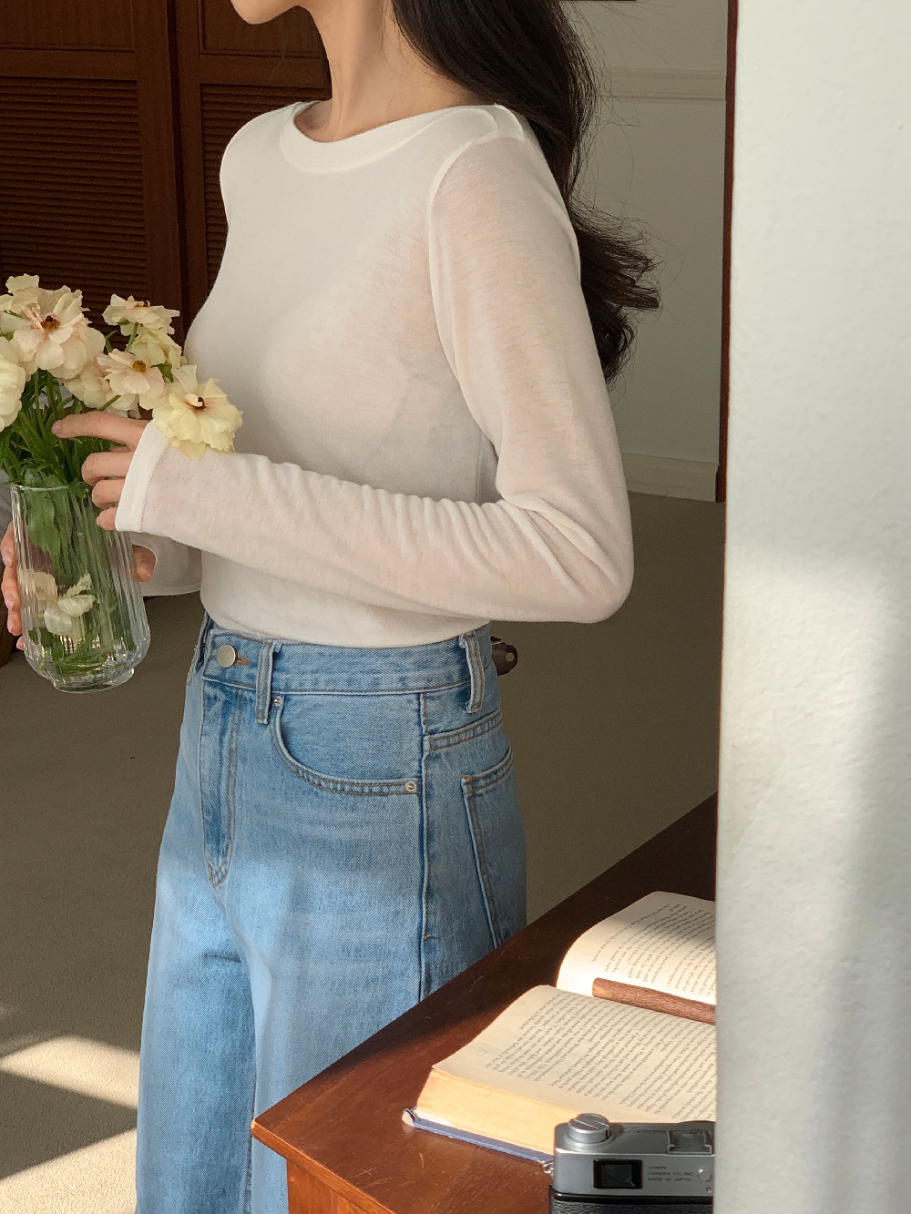 보트넥티셔츠 흰티 이너 레이어드 여성 긴팔 티셔츠 이미지 6