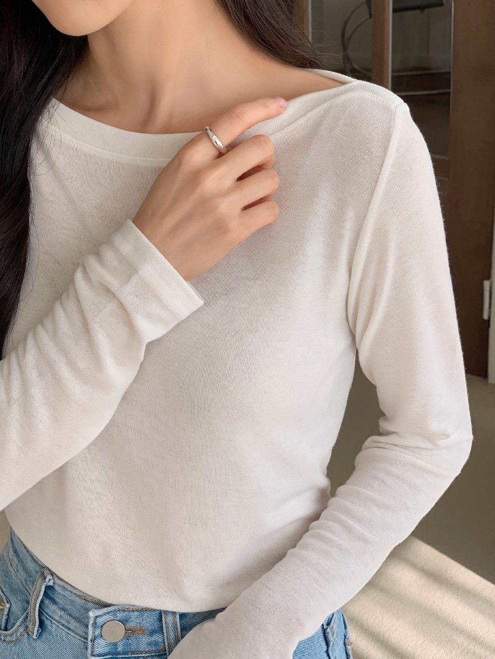 보트넥티셔츠 흰티 이너 레이어드 여성 긴팔 티셔츠 - 상세 이미지 4