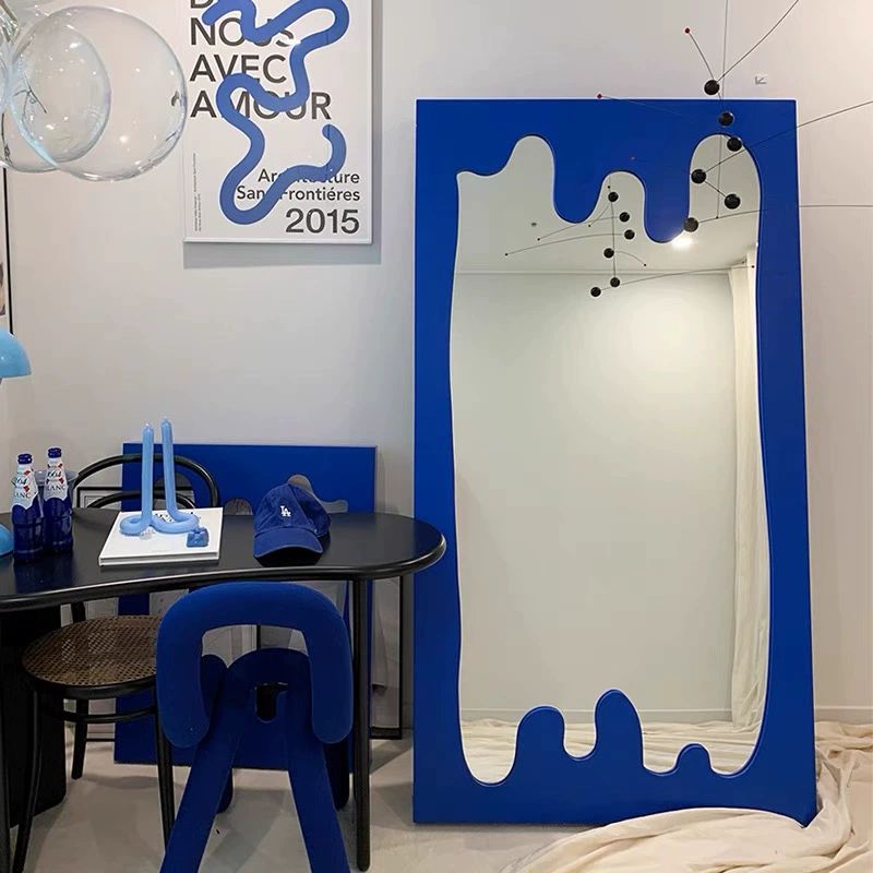 물결 전신거울 웨이브 Wave 파도 Mirror 블루 스몰 블루 68 x 4x84cm 기타 아니요 - 상품 이미지