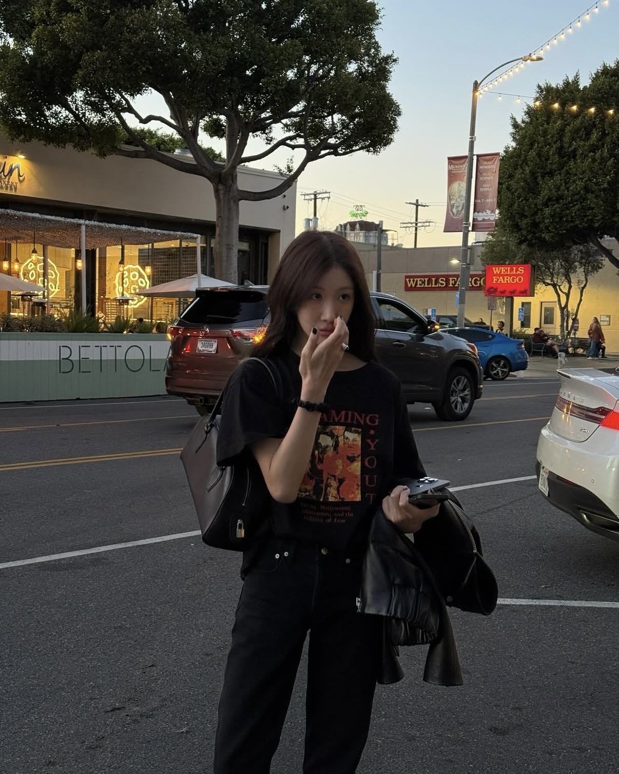 아웃핏 블레밍티 블레밍 반팔티 루즈핏 프린트티 (블랙) 이미지 3