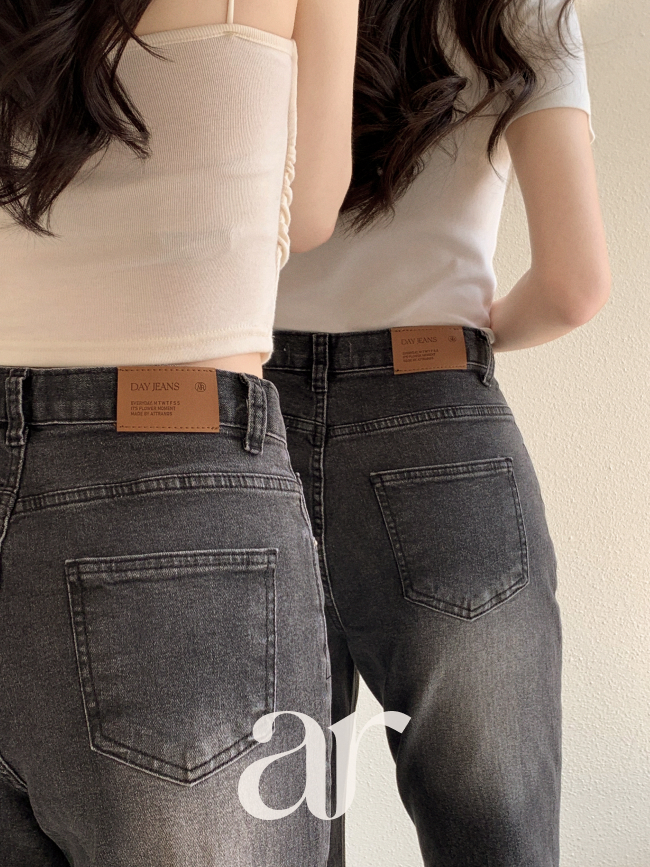 [자체제작] Day Jeans No.77 흑청 스판 워싱 부츠컷 데님 팬츠 ps5583 이미지 8