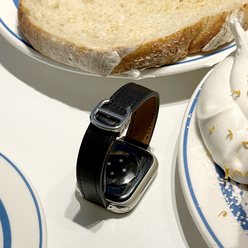 우먼스9999 애플워치 11 스트랩 D버클 슬림 천연 가죽 레더 10 9 8 7 6 SE2 SE3 호환 밴드 시계줄 제품 이미지