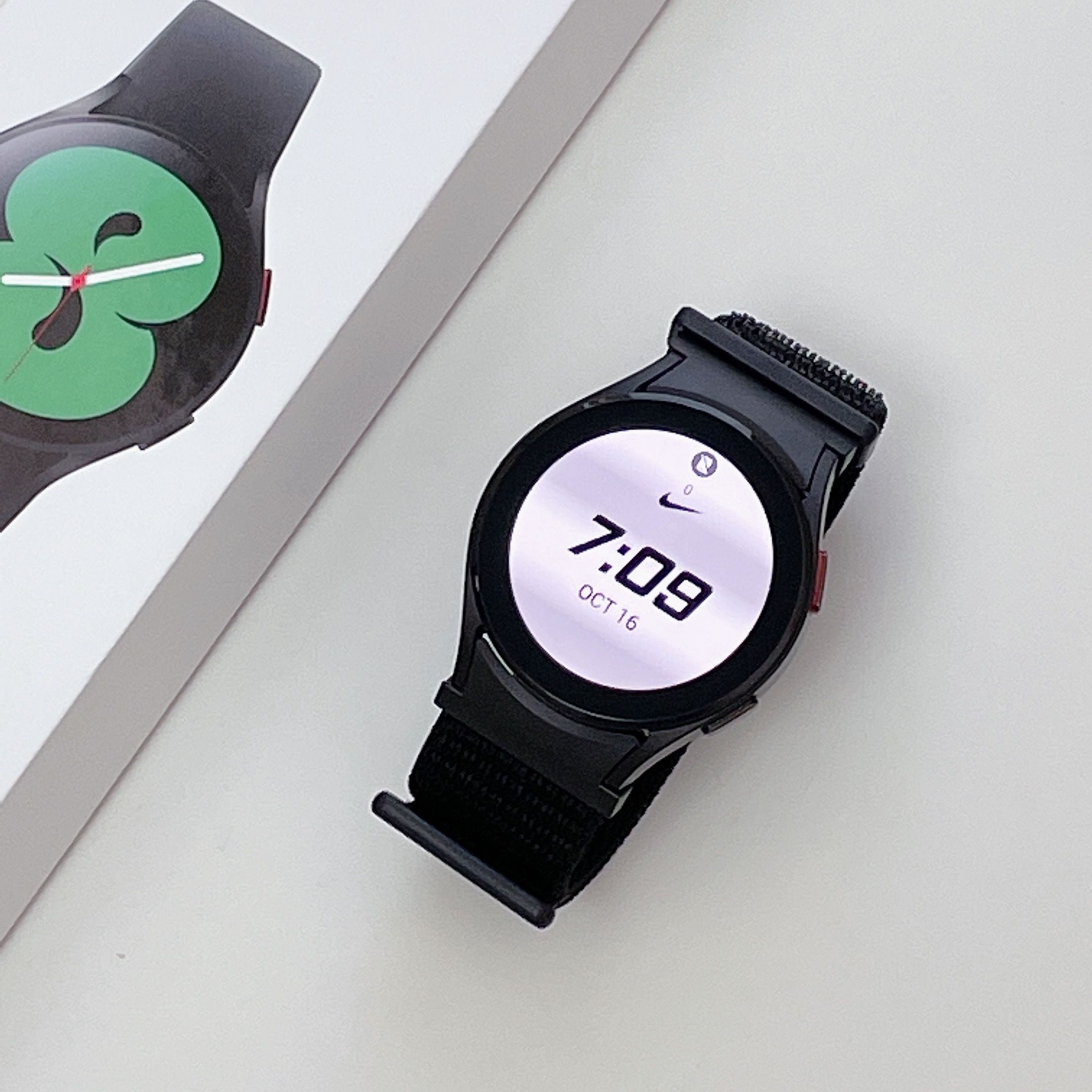 우먼스9999 갤럭시워치 7 스트랩 날개형 스포츠루프 갤워치 6 5 4 클래식 호환 밴드 시계줄 제품 이미지