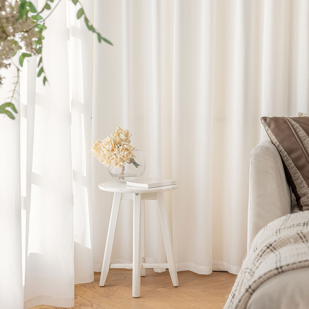 사라하우스 비침없는 밀크화이트 쉬폰 차르르 커튼 봉집형 속커튼 130x200cm