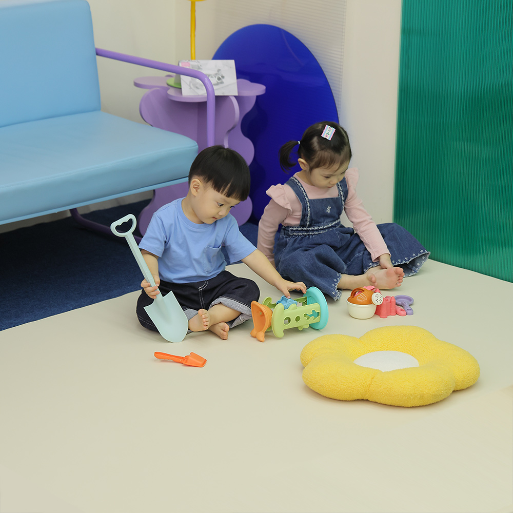 국산 avec 아이매트 올핏 향균 양면 놀이방매트 280x240 빅사이즈 틈새없는 아기 - 상품 이미지