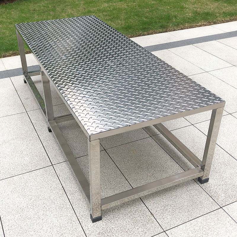 안전 철재 사다리 산업용 발판 계단 스틸 미끄럼 방지 작업용 작업사다리 미끄럼 방지판 40x40x10cm - 상세 이미지 3