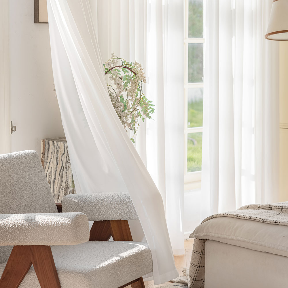 사라하우스 비침없는 밀크화이트 쉬폰 차르르 커튼 봉집형 속커튼 130x200cm