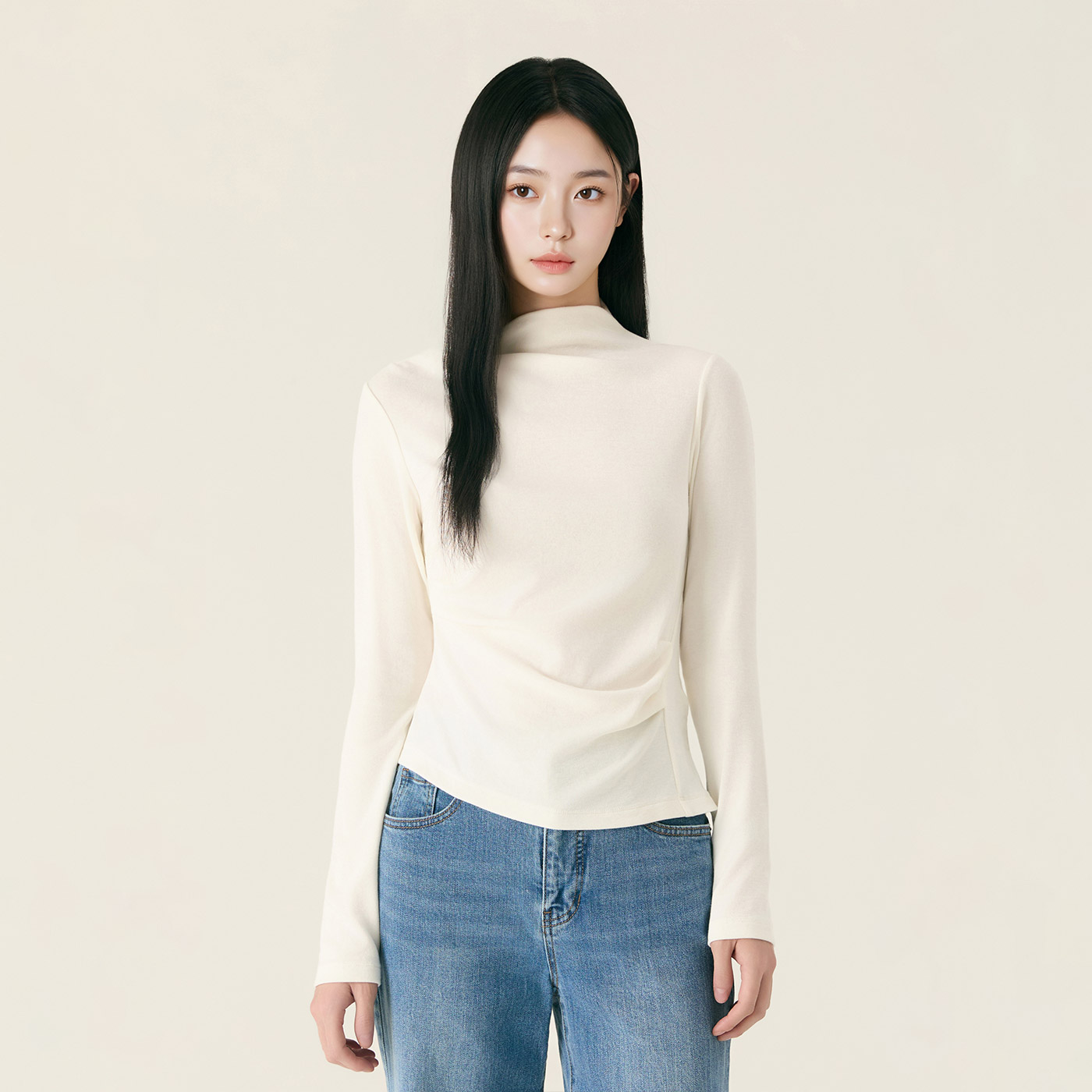 로엠 반하이넥 드레이프 티셔츠 RMLWG12RT2 - 상품 이미지