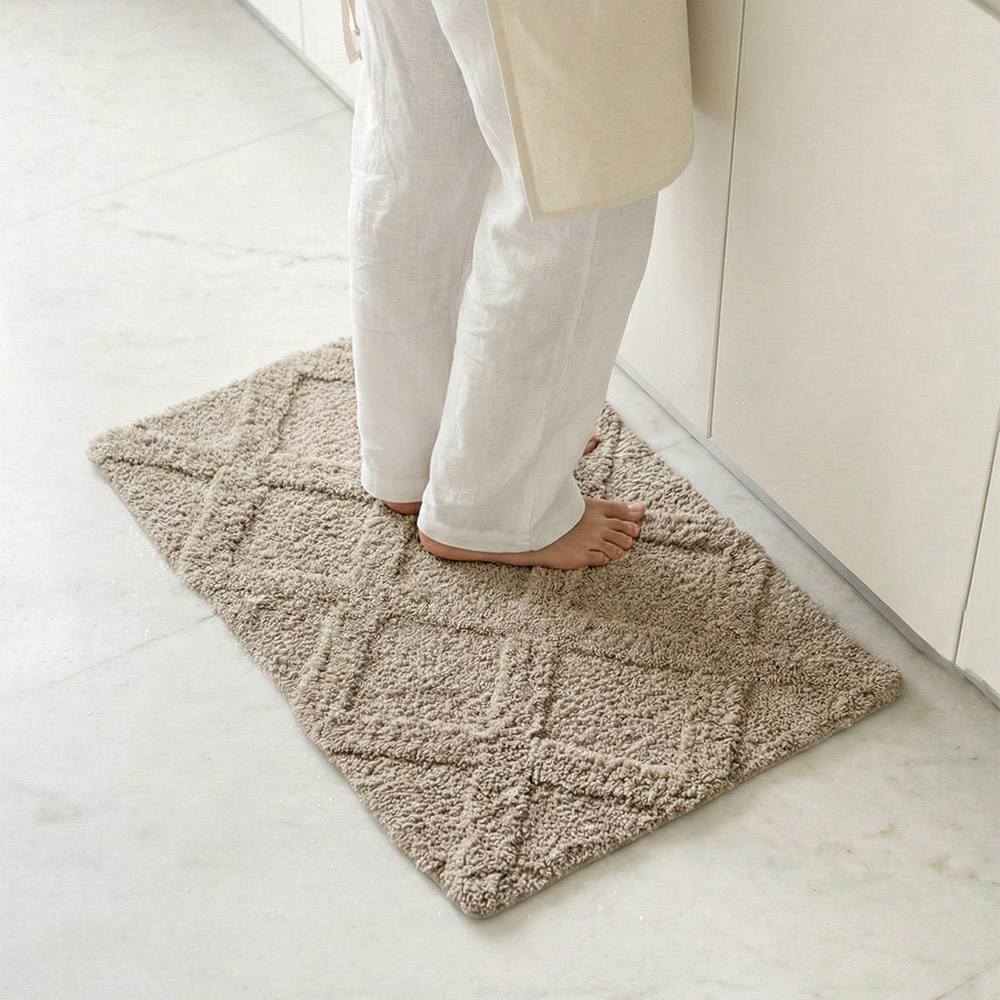 릴리프 다이아 도톰한 순면 욕실 발매트 세탁가능 북유럽 감성 매트