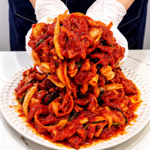 퇴근밥상 국내산 토종 흑돼지 제육볶음 불고기 두루치기 돼지불백 200g 맛있게 먹은 솔직 후기 - 상품 이미지 1