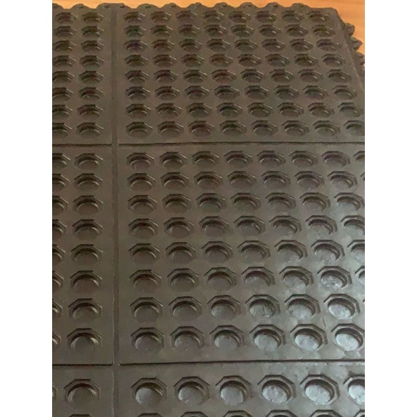 안전강화 미끄럼방지 블랙 수영장 욕실 사우나 흡착 벌집 타일 고무 60 x 90cm 구멍 있음 60 x 90cm 구멍 있음 블랙 - 상세 이미지 3