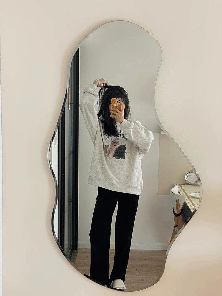 비정형 거울 미러 벽걸이 현관 조약돌 벽장식 110cm 63cm 클리어 화이트 - 상세 이미지 3