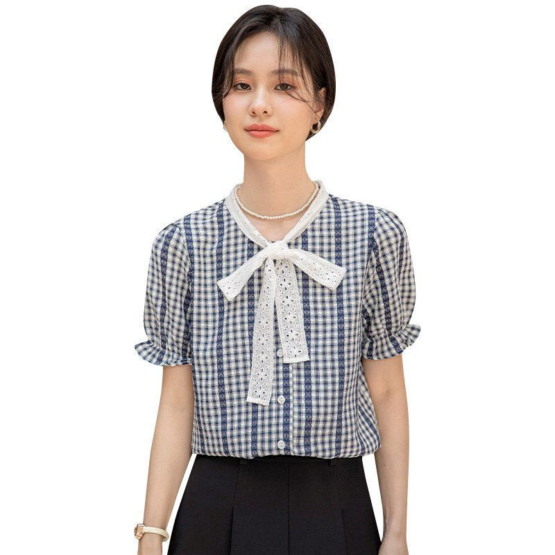 봄 여름 여성 약간루즈핏 체크 반팔 레이스카라 리본타이 셔링소매 블라우스 셔츠 - 상세 이미지 4