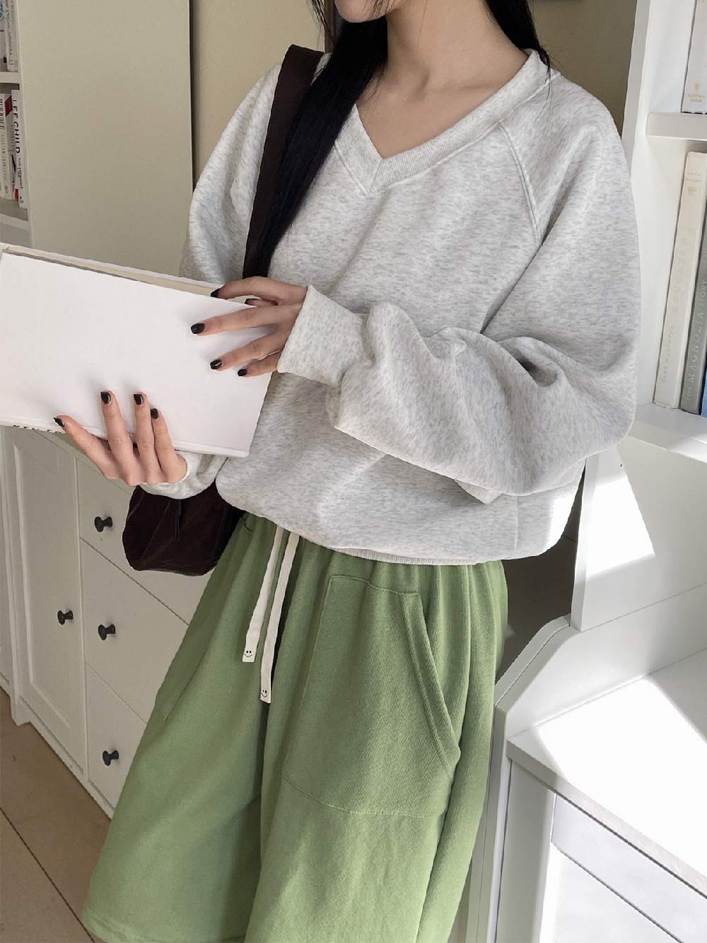 브이넥맨투맨 세미크롭맨투맨 무지 나그랑 라벨 긴팔 티셔츠 이미지 6