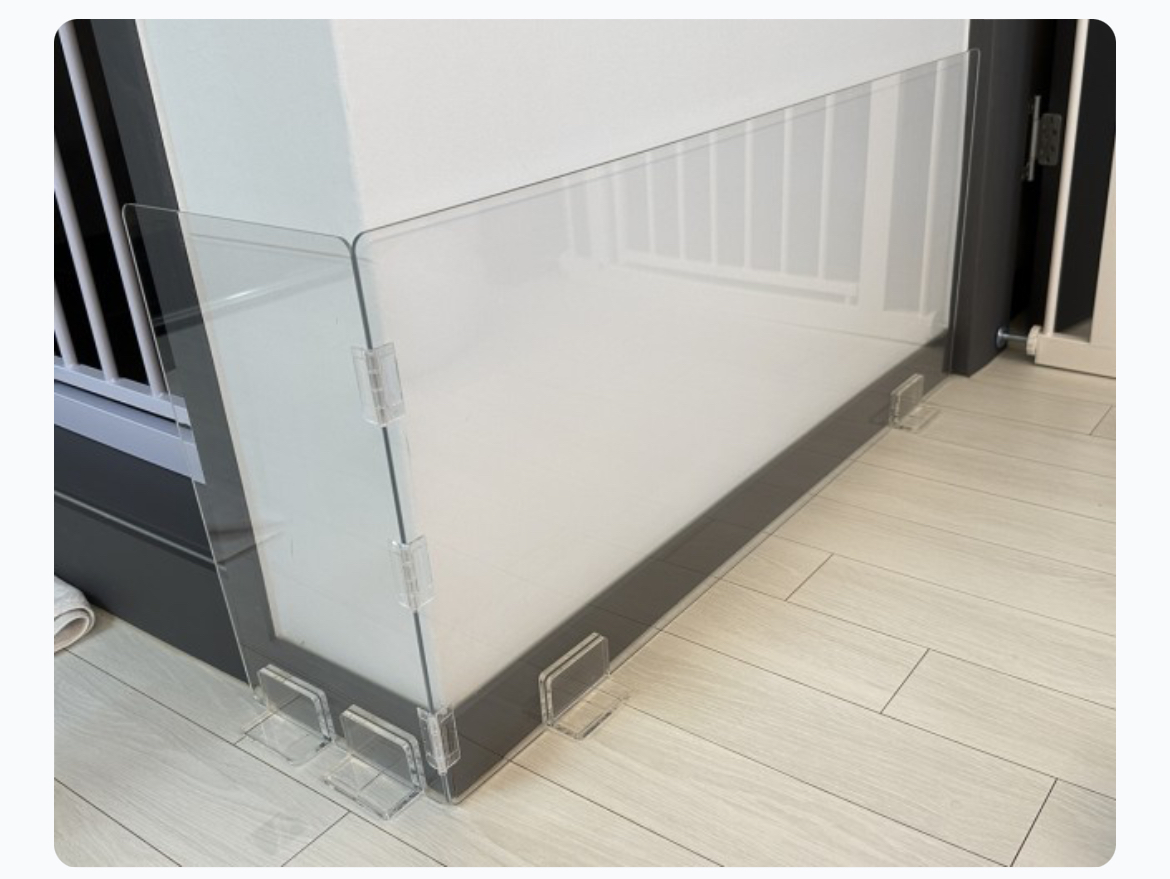 강아지마킹방지벽 강아지소변 벽지보호용 아크릴 가림막 제품 이미지