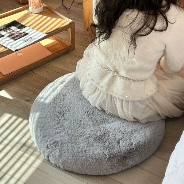 프리미엄 양털 호피무늬 원형 털방석 40x40cm 3cm 둥근형 메모리폼 카페용 연회색 연회색 3cm둥근형 40 x 40cm - 상품 이미지