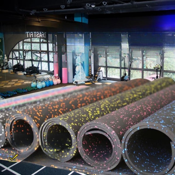 최강 내구성 체육관 고밀도 고무 롤 매트 80 EPDM 바닥매트 미끄럼방지 3mm 3mm 고무 롤 매트 - 상품 이미지