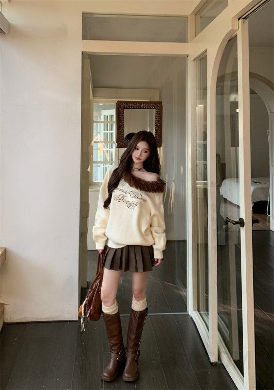 여성 캐주얼 데일리 루즈핏 울 퍼 트리밍 그래픽 자수 니트 레더 플리츠 미니 스커트 코디 여자 유니크룩 - 상세 이미지 5