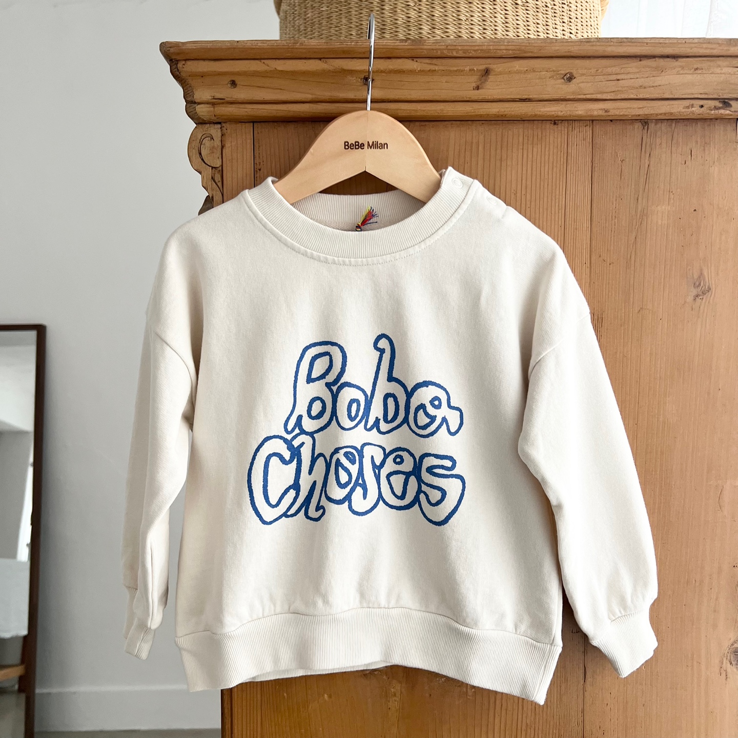 26SS 보보쇼즈 베이비 프린트 로고 스웻셔츠 크림 B126AB113 199