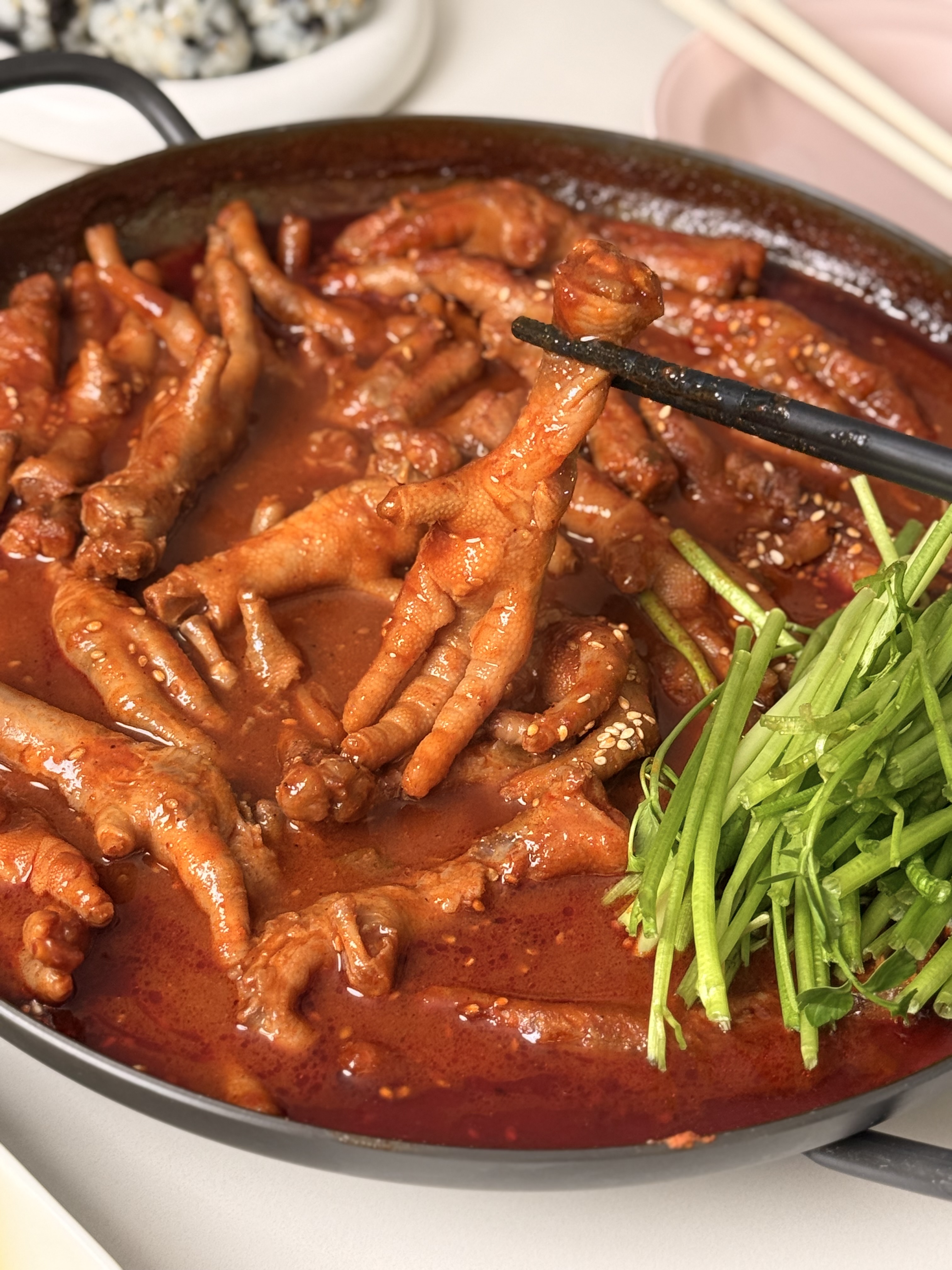 아원국물닭발 700g 국내산 닭발 야식 캠핑 혼술 - 상품 이미지