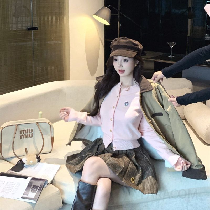 여성 클래식 빈티지 무드 루즈핏 배색 자켓 티셔츠 체크 플리츠 미니 스커트 코디 하객룩 데이트룩 캠퍼스룩 오피스룩 - 상품 이미지