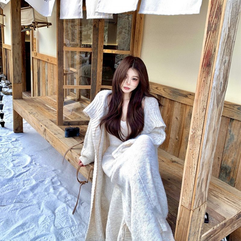 여성 루즈핏 울 브이넥 꽈배기 롱 가디건 민소매 니트 롱 원피스 코디 임산부 데일리룩 마실룩 포근한 겨울 - 상세 이미지 5