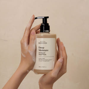 비욘드 딥모이스처 퍼퓸드 핸드워시 300 mL 솔직 후기 | 피부 타입별 분석 - 상품 이미지 1