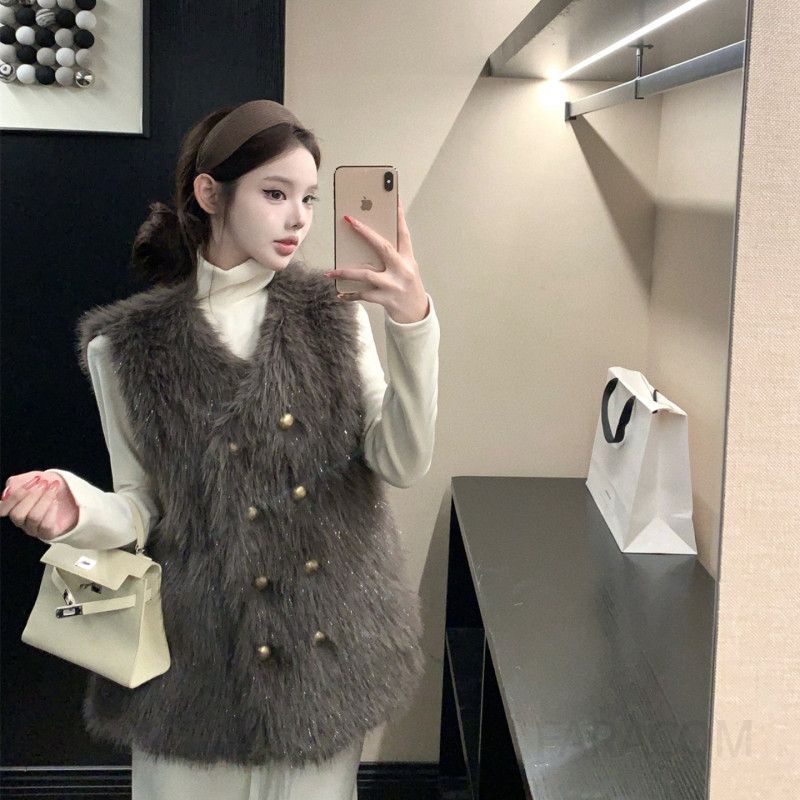 여성 럭셔리 루즈핏 퍼 브이넥 밍크 조끼 와이드팬츠 터틀넥 폴라티 쓰리피스 코디 하객룩 오피스룩 출근룩 윈터 - 상세 이미지 5