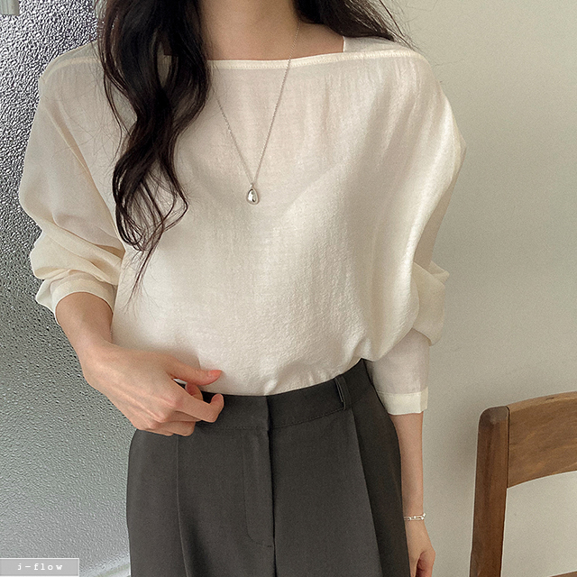 르페이 스퀘어 보트넥 시스루 블라우스 3col 봄 여름 미니멀 루즈핏 하객 제이플로우 - 상세 이미지 2