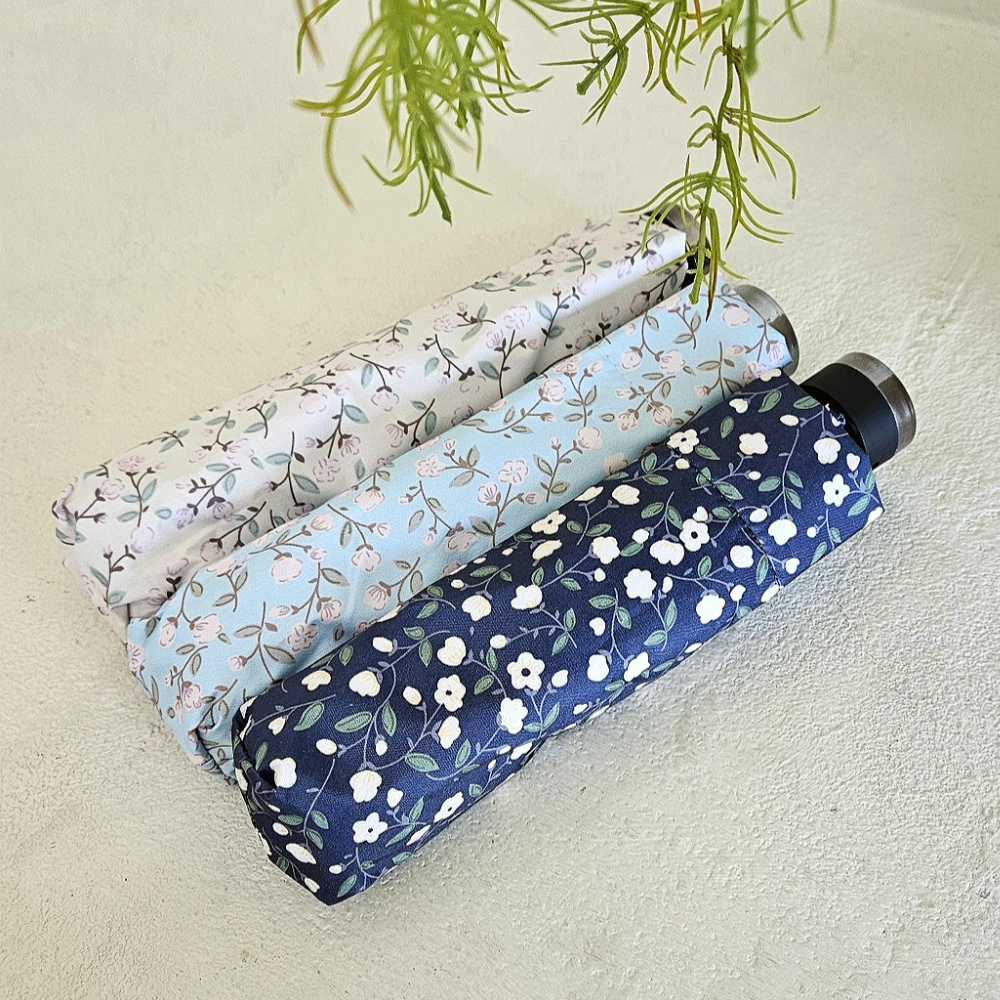 피에르가르뎅 피에르가르뎅 쁘띠플라워 암막양산 초경량 자외선차단 양산 우양산 차단율99%