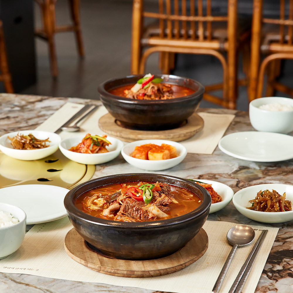 [삼원가든] 사골 육개장갈비탕 700g - 상세 이미지 2