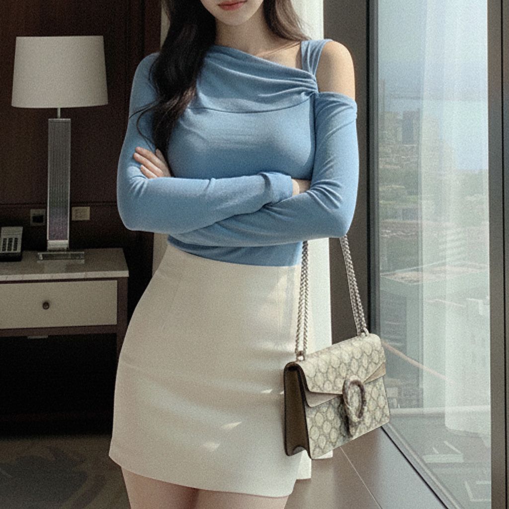 도이센 긴팔 티셔츠 어깨트임 슬림핏 AA0325 - 상품 이미지