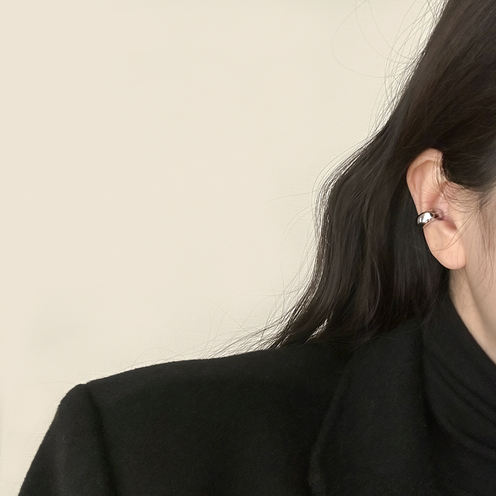 볼드 라인 클립 이어커프 원터치 링 귀찌 귀안뚫는 귀걸이 데일리 심플 논피어싱 - 상세 이미지 3