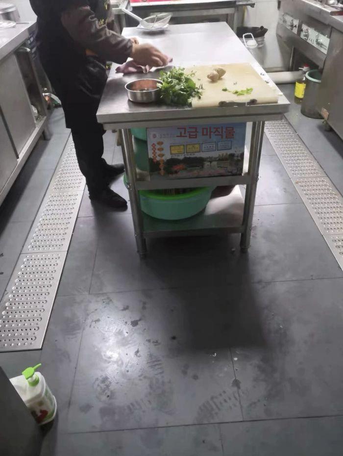 업소용식당테이블 스댕 식탁 사각 탁자 레트로 접이식 두꺼운 120x40x80 2단 - 상세 이미지 3