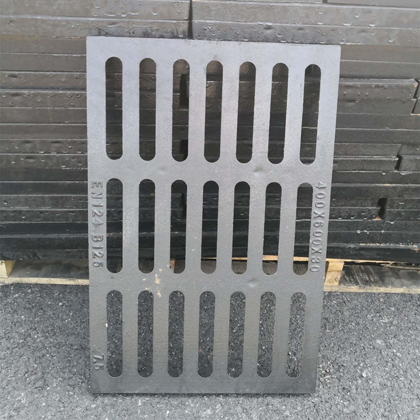배수로덮개 하수구 측구수로관 커버 그레이팅 우수 스틸 주철 덮개판 150x500x20 세단용 - 상품 이미지