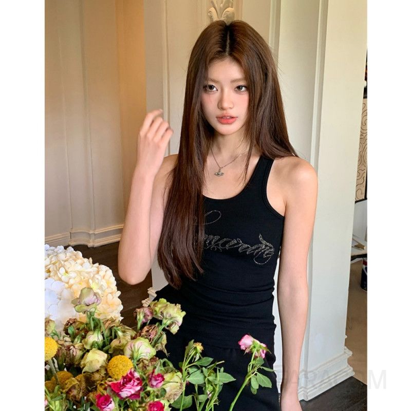 여성 스트릿 빈티지 데일리 슬림핏 모달 코튼 핫픽스 레터링 백리스 Y스트랩 레이어드 민소매 나시 티셔츠 - 상품 이미지