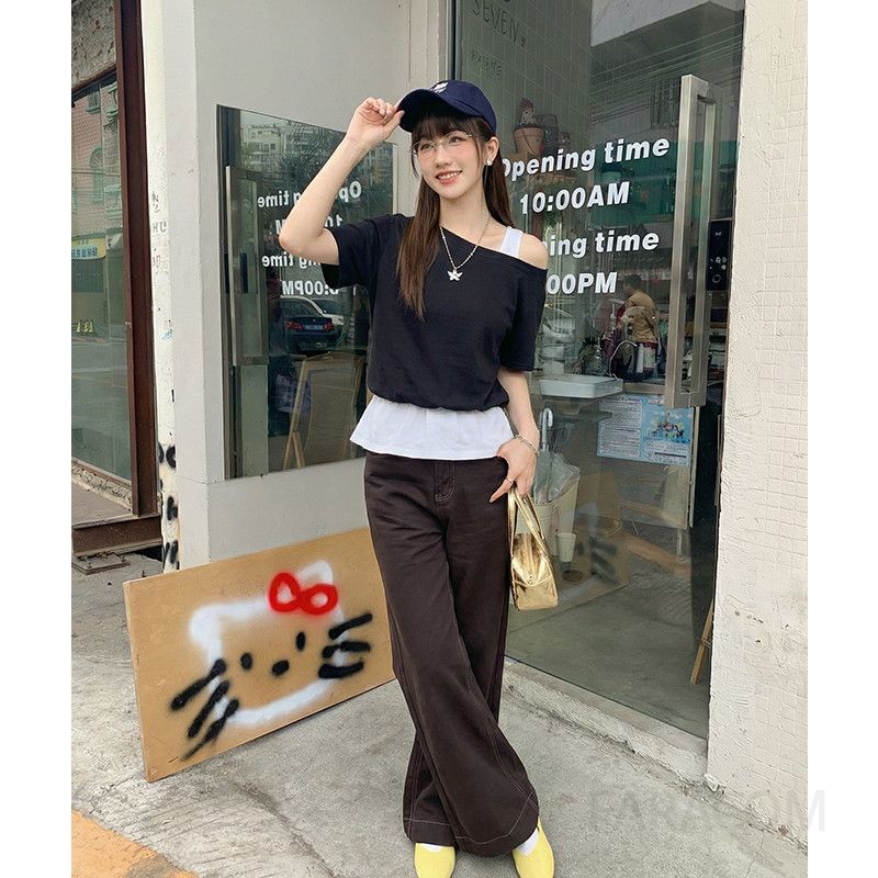 여성 스트릿 캐주얼 코튼 레이어드 오프숄더 배색 언밸런스 루즈핏 반팔 티셔츠 유니크 데일리룩 페미닌룩 - 상품 이미지