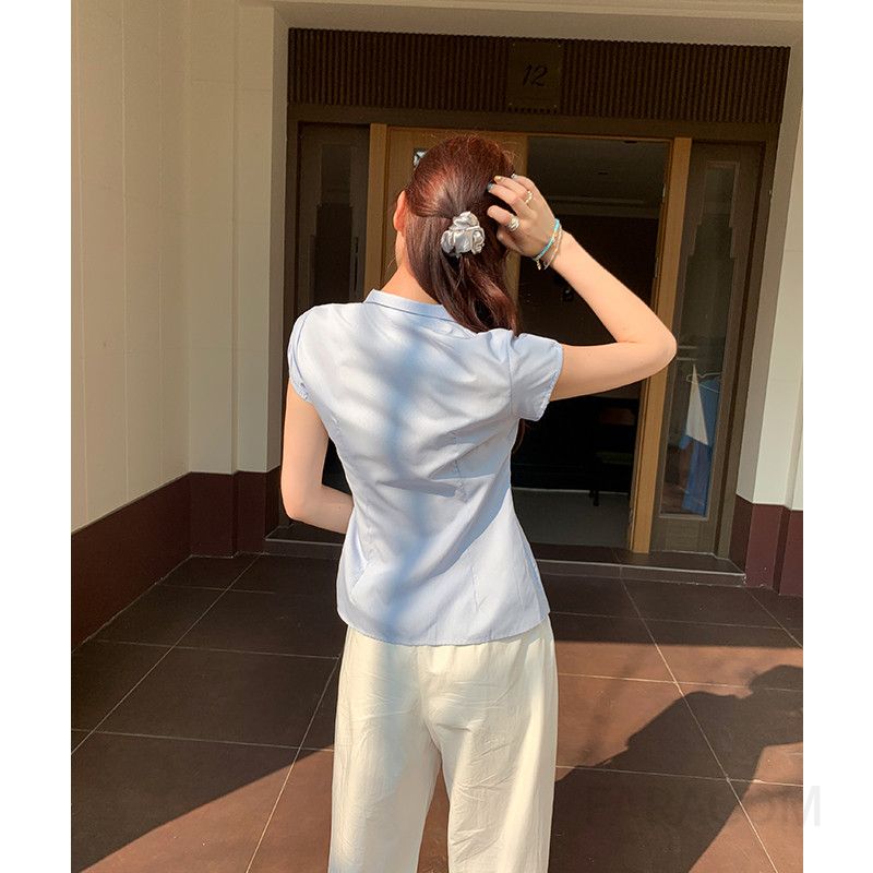 여성 데일리 베이직 슬림핏 셔츠카라 싱글버튼 반소매 셔츠 블라우스 출근룩 오피스룩 격식룩 하객룩 면접룩 단정한 코디 - 상세 이미지 4