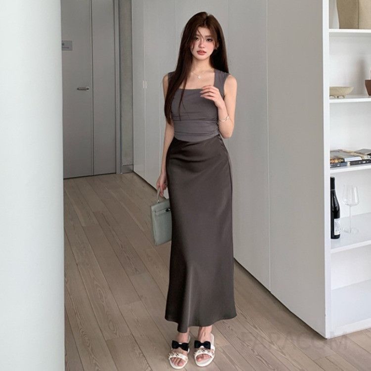 여성 오피스룩 미니멀 하이웨스트 새틴 실키 롱 스커트 에이라인 플레어 스커트 하객룩 데일리 무지 롱치마 - 상품 이미지