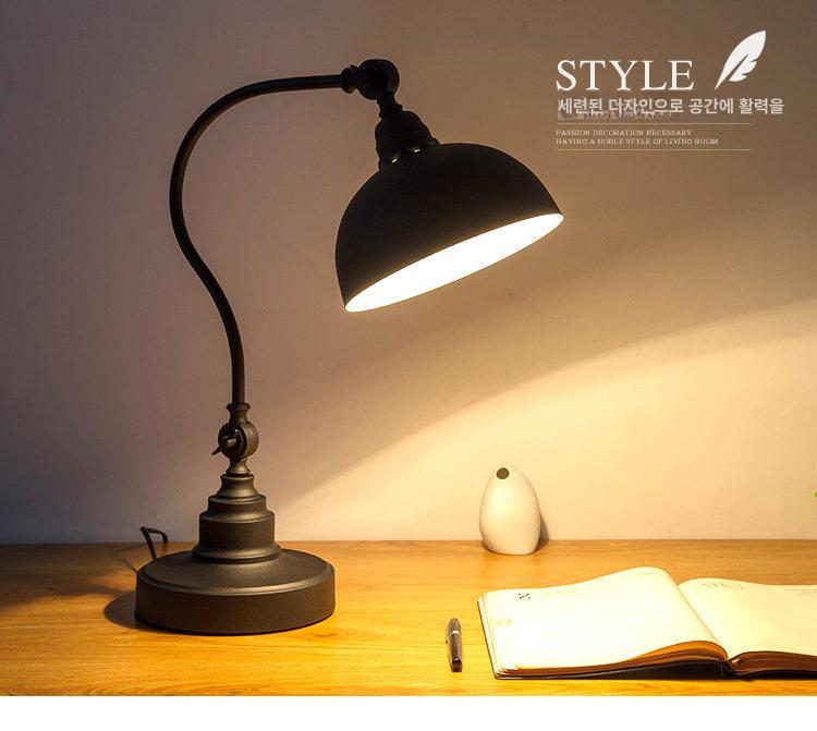 빈티지 단스탠드 인테리어 카페 독서등 책상 테이블 블랙 앤티크 브론즈 A LED 웜 라이트 버튼 스위치 - 상세 이미지 4