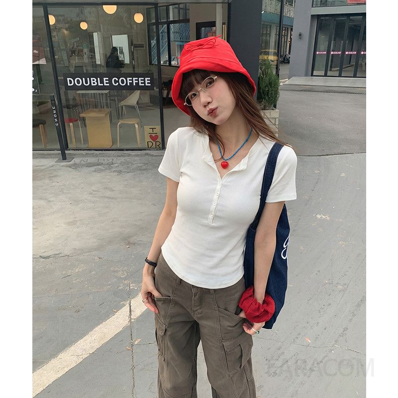 여성 슬림핏 헨리넥 버튼 골지 스판 반팔 티셔츠 오피스룩 출근룩 데일리 기본 무지 상의 - 상세 이미지 3