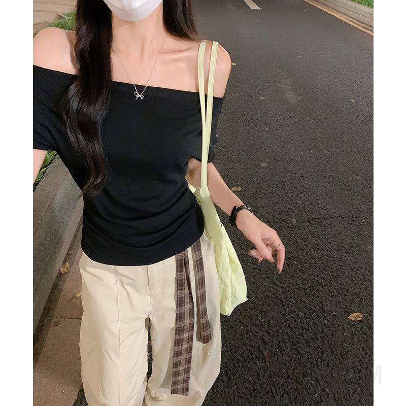 여성 데일리 캐주얼 루즈핏 면 오프숄더 입술넥 반팔 티셔츠 오피스룩 출근룩 데이트룩 놈코어룩 여리여리핏 보트넥 이미지 6