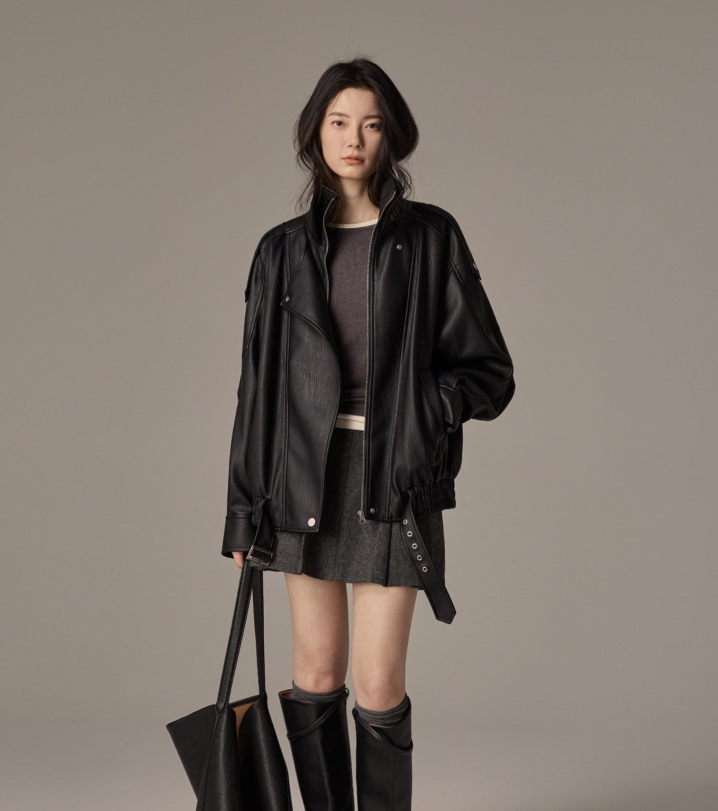 DMuyean 여자가죽자켓 페이크 레더블루종 오버핏 라이더 봄버자켓 - 상품 이미지