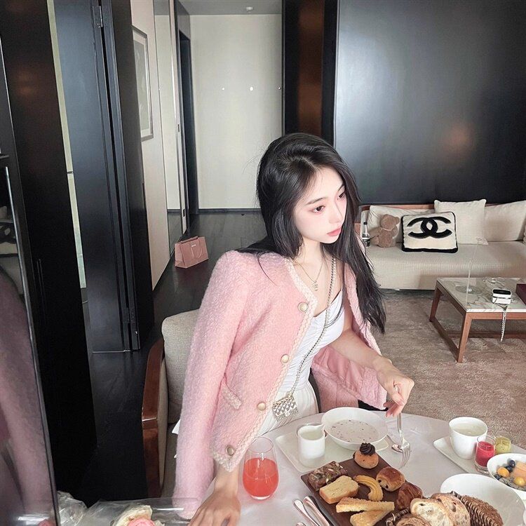 핑크 트위드 하객룩 노카라 바람막이 자켓 롱 후드 재킷 오버핏 퀼팅 여성 방송 패션 캐주얼 분유색상 S - 상세 이미지 4