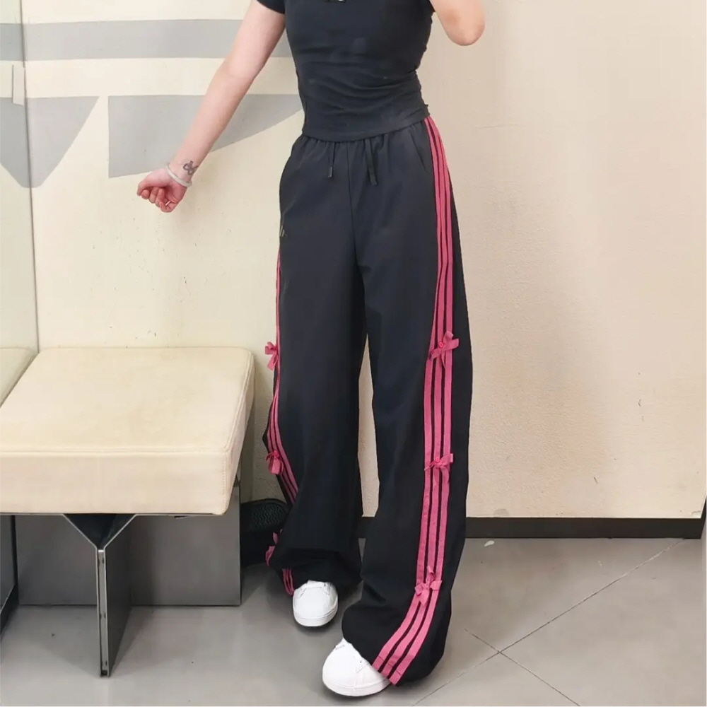 아디다스 우먼스 댄스 우븐 리본 트랙 팬츠 블랙 핑크 KR7598 - 상품 이미지