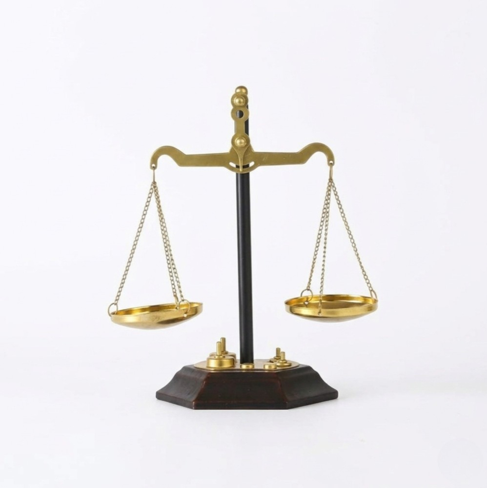 변호사 저울 판사 법률 법 소품 사무실 선물 빈티지 장 검사 법률사무소 거실 받침대 - 상품 이미지
