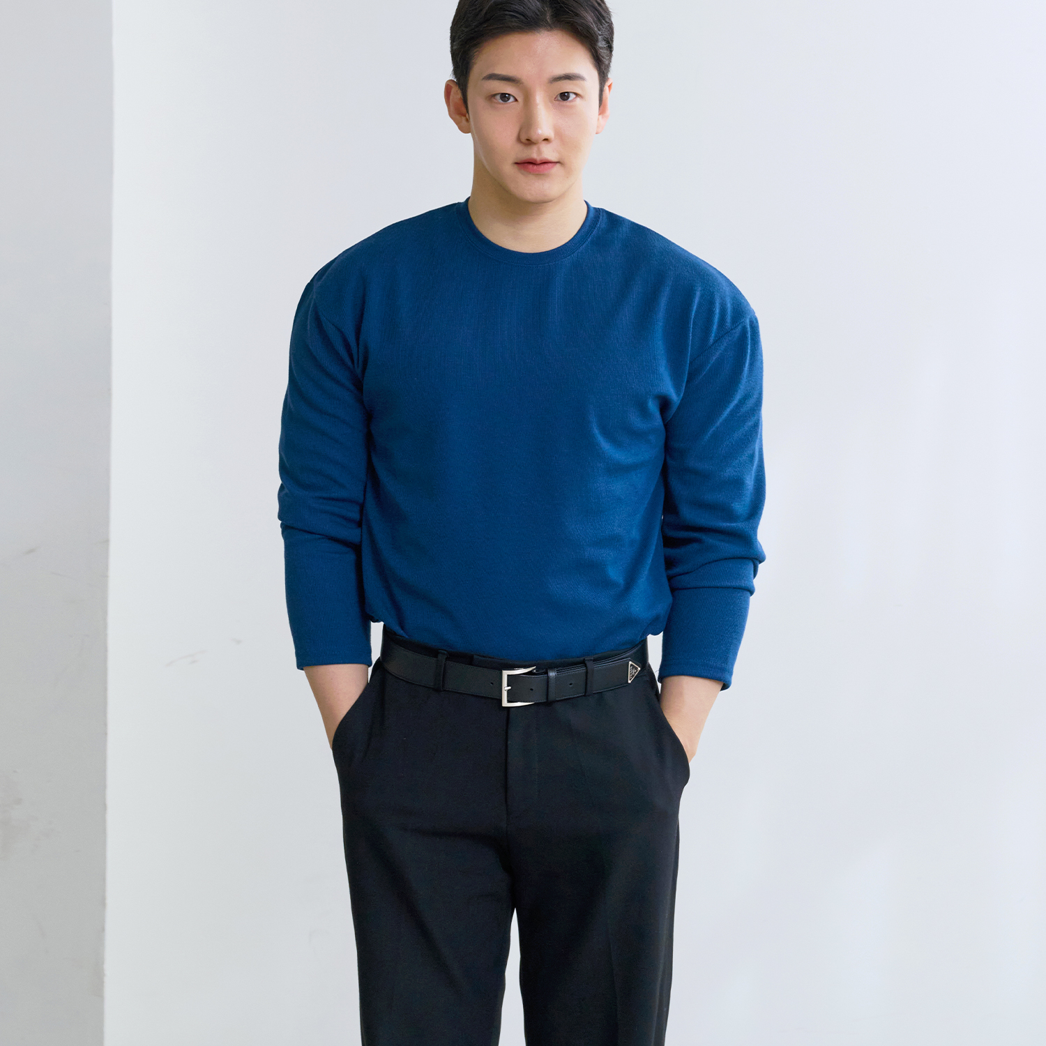 어깨넓어보이는 탄탄 머슬핏 남자 라운드 긴팔 티셔츠 이미지 7