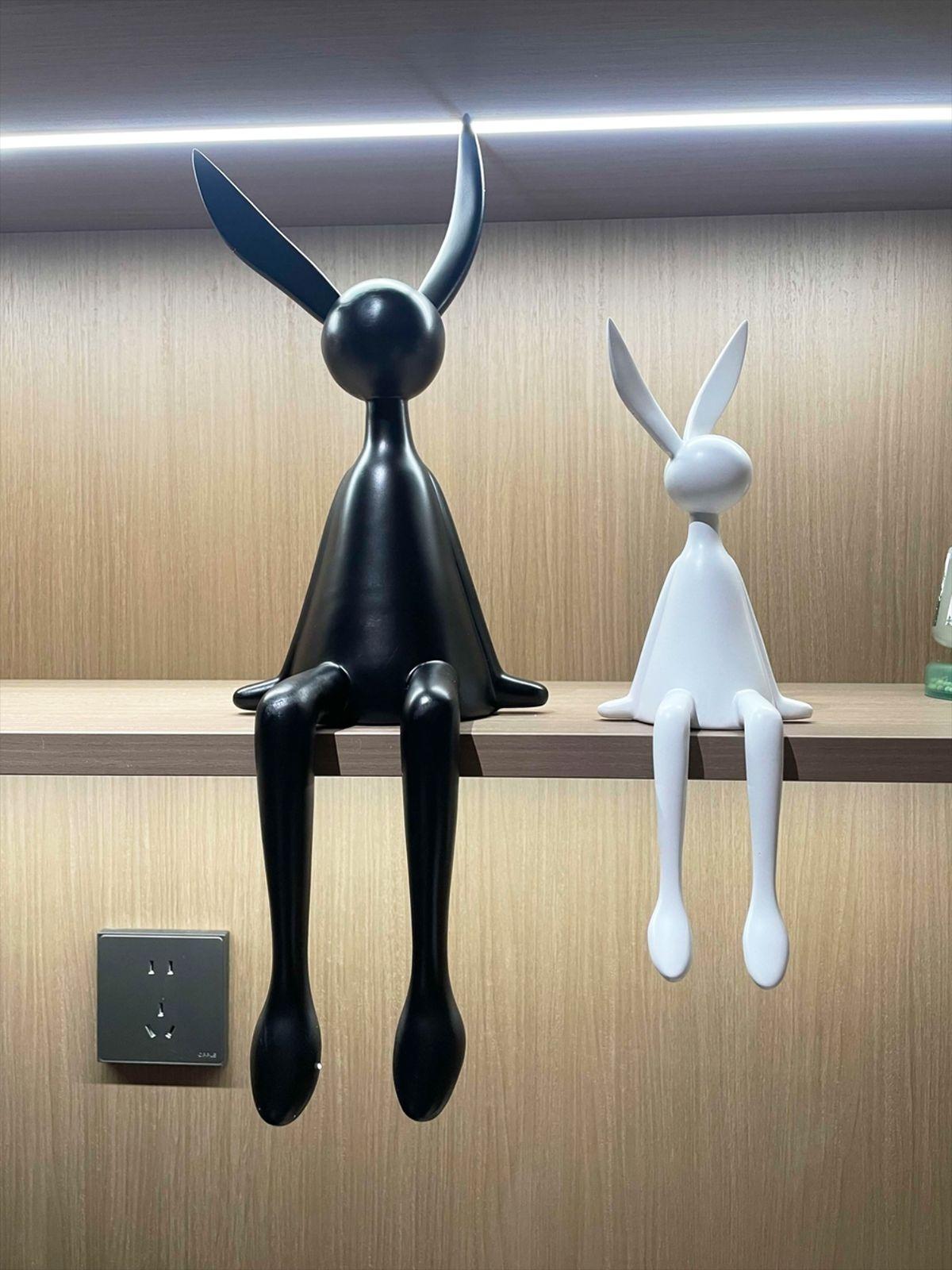 카페 토끼조형물 인테리어 미니멀 대형 장식품 오브제 블랙 46cm + 화이트 28cm - 상세 이미지 3