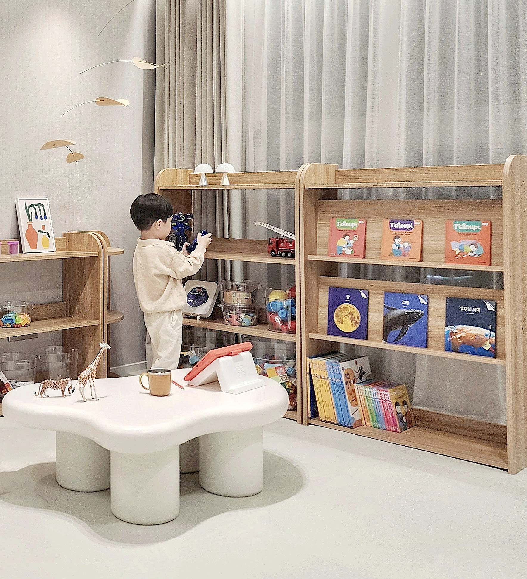 재니쓰홈 E0 올인원 책장 4단 전면책장 교구장 화이트 아이보리 아기방 아기 유아 아이방