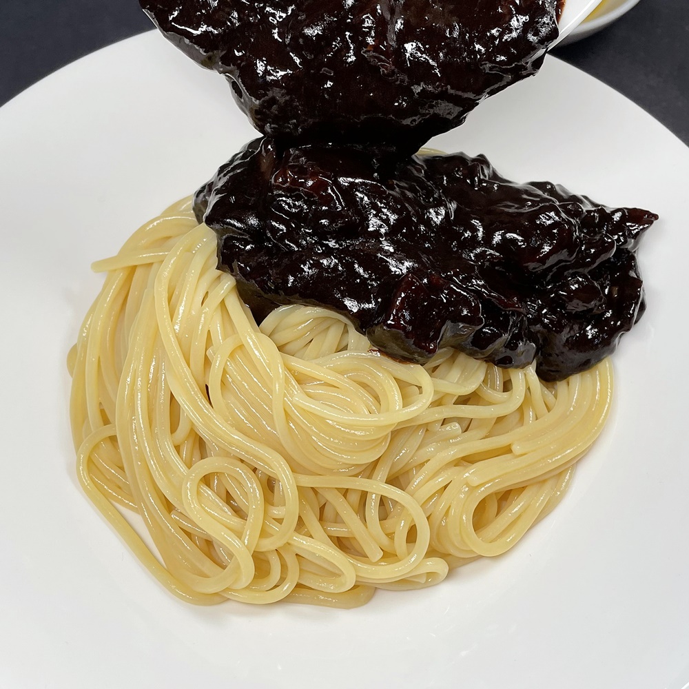 온누리 맛있는 짜장밀키트 자장면 짜장면밀키트 5인분 세트 단무지 포함 - 상세 이미지 3